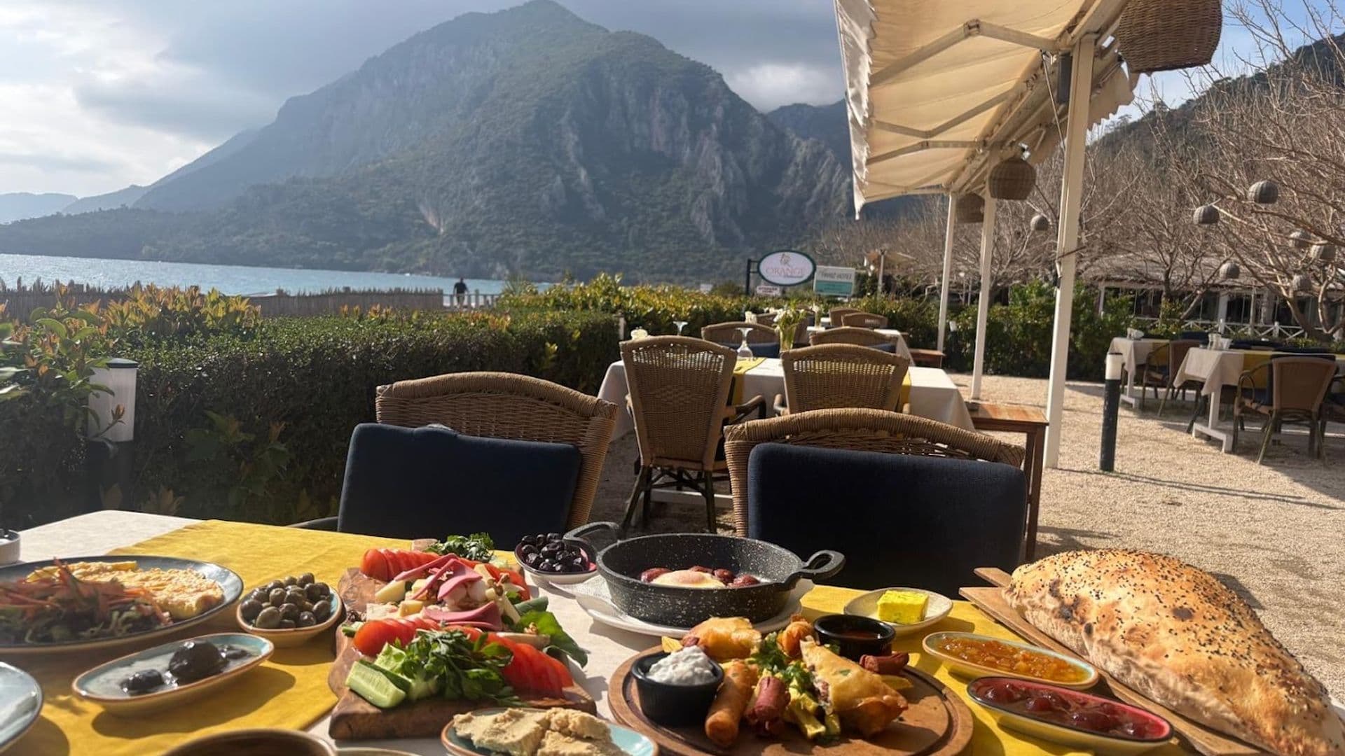 Orange Restaurant & Plaj