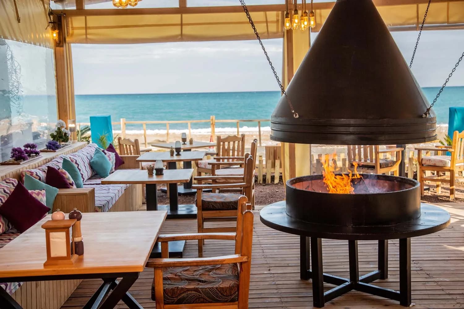 Kara Kedi Beach Bungalow