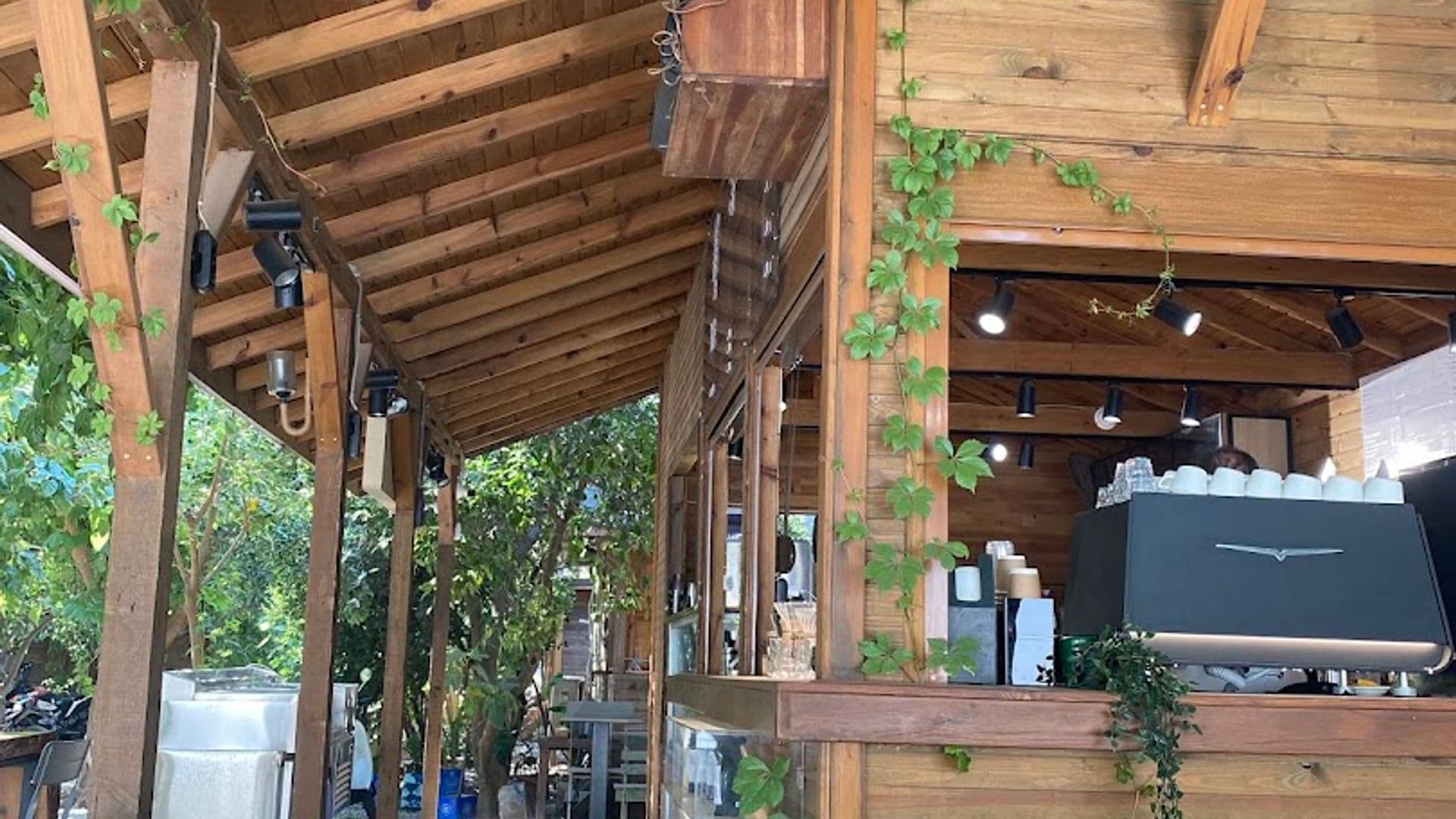 Nué Roastery & Academia Olimpos