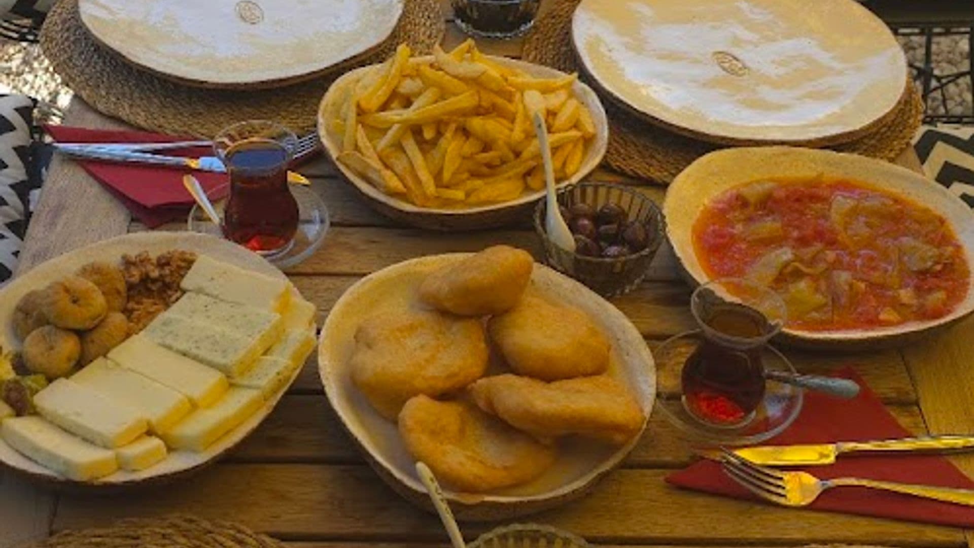 Linda Cafe Bar Olimpos