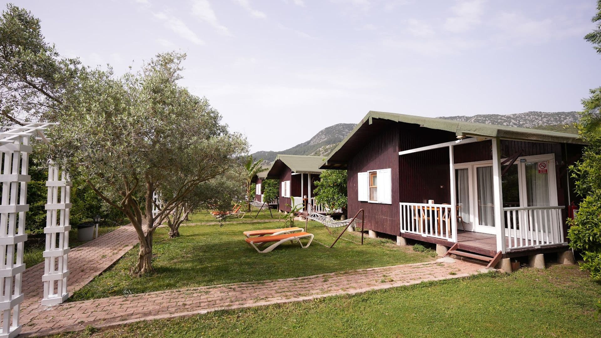 Çıralı Zakkum Bungalows