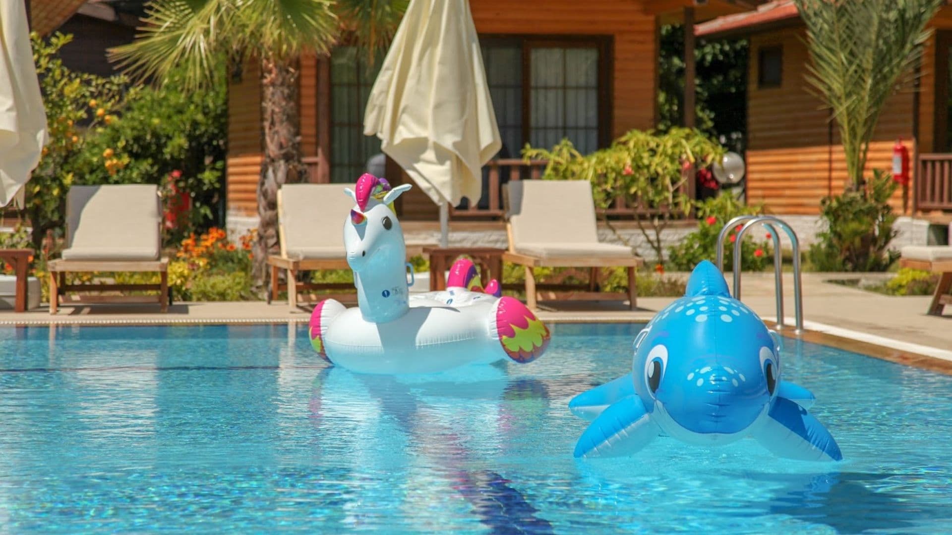 Çıralı Dolunay Apart Otel