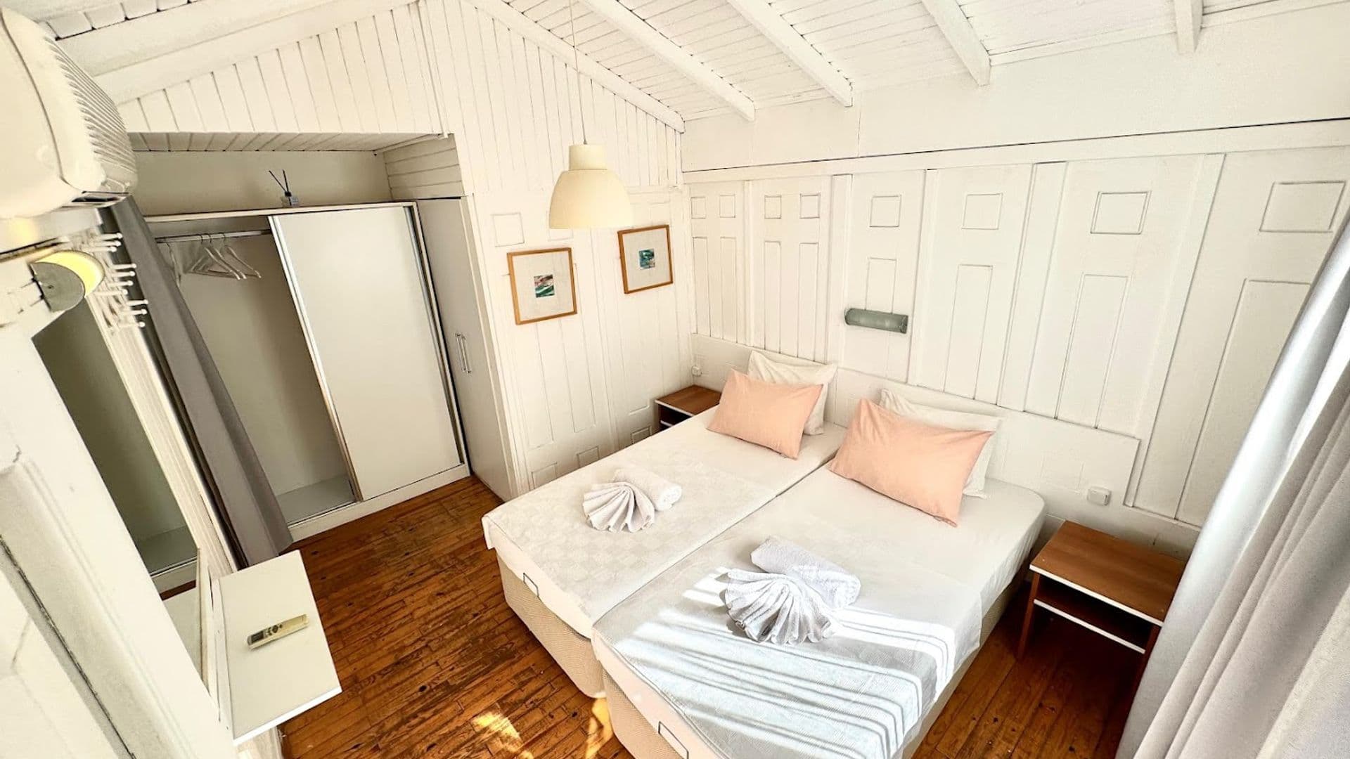 Okyanus Kıyısı Bungalov