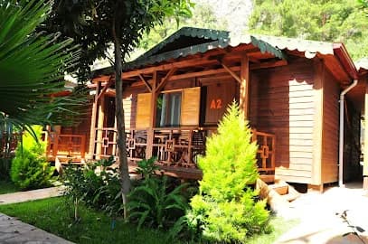 Twin Inns & Bungalow