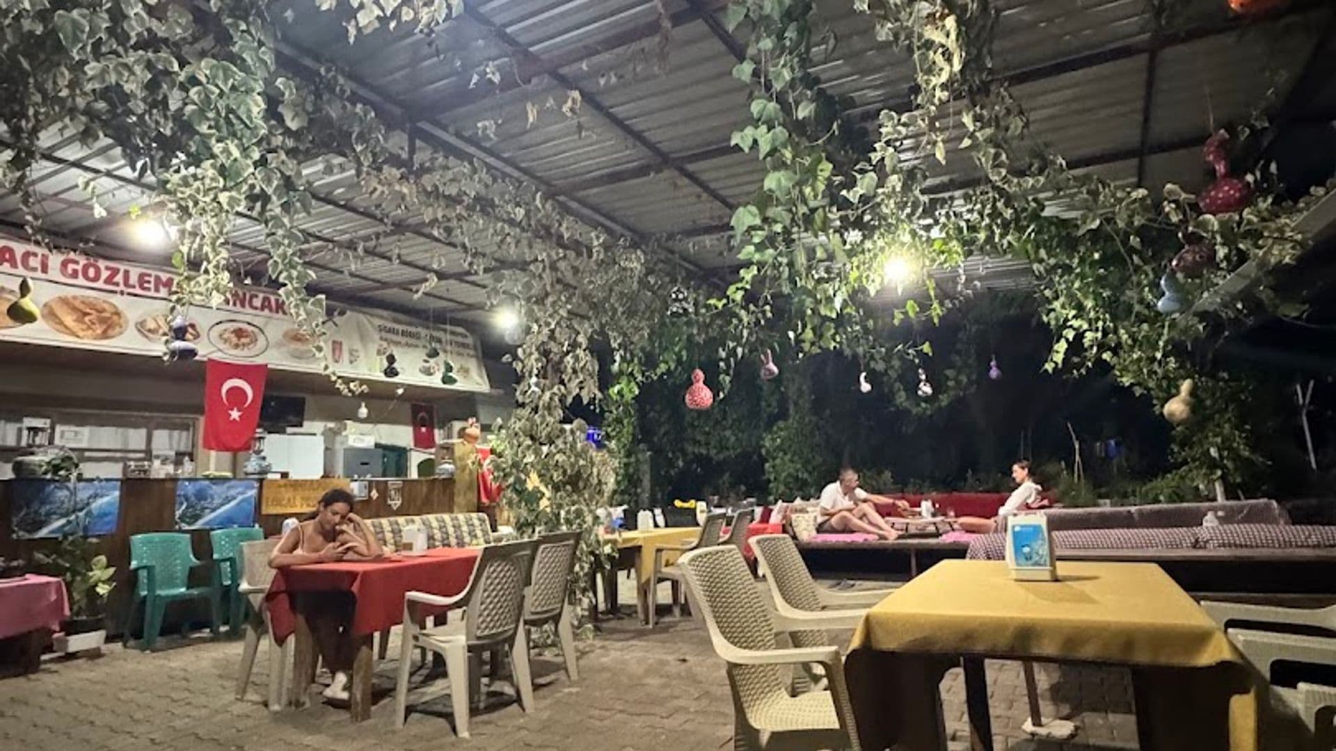 Emine Bacının Yeri