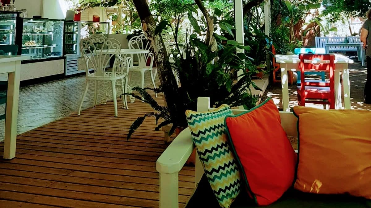 Asma Altı Cafe & Patisserie