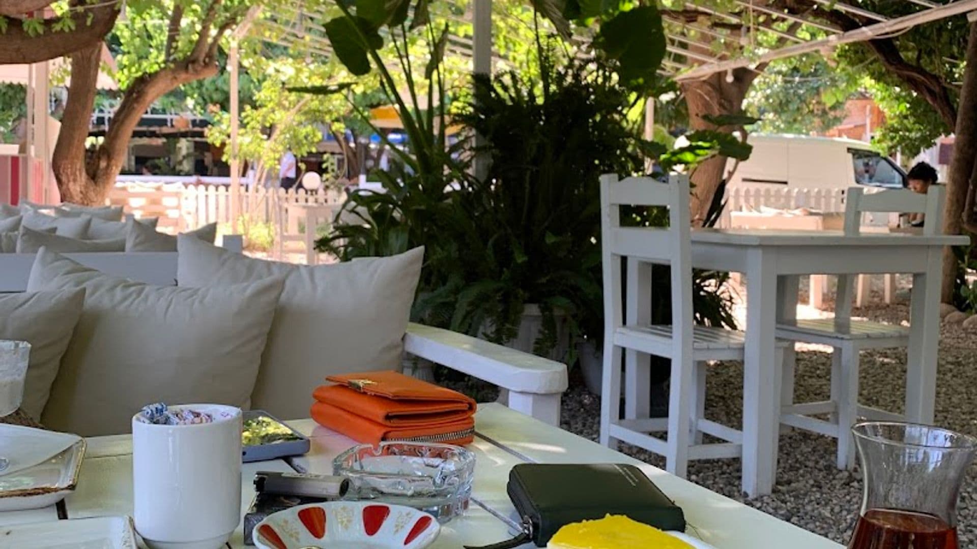 Asma Altı Cafe & Patisserie