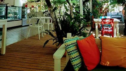 Asma Altı Cafe & Patisserie