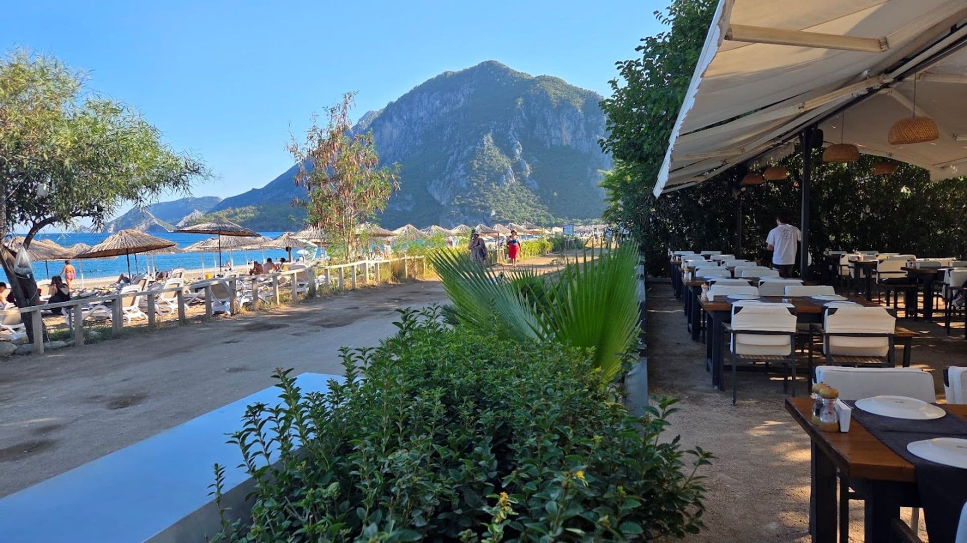 La Vita Restaurant & Coffee