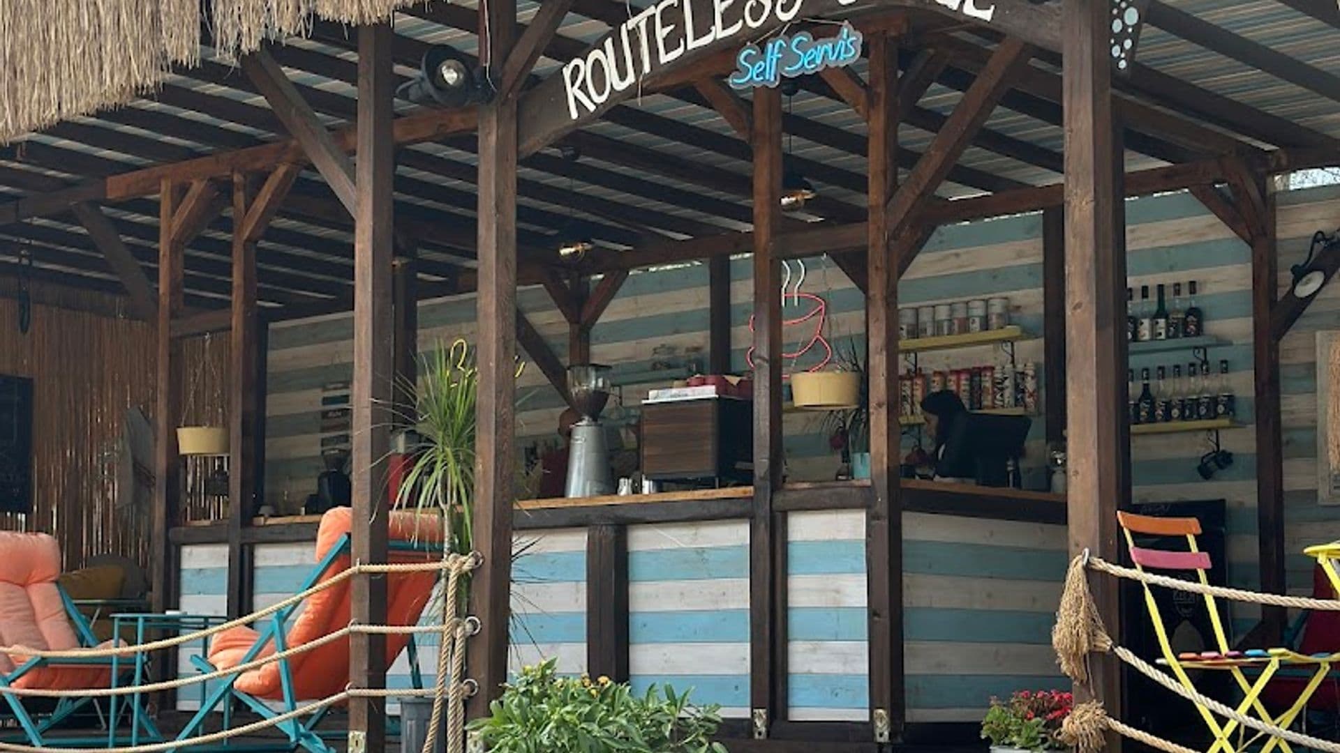 Rotasız Cafe