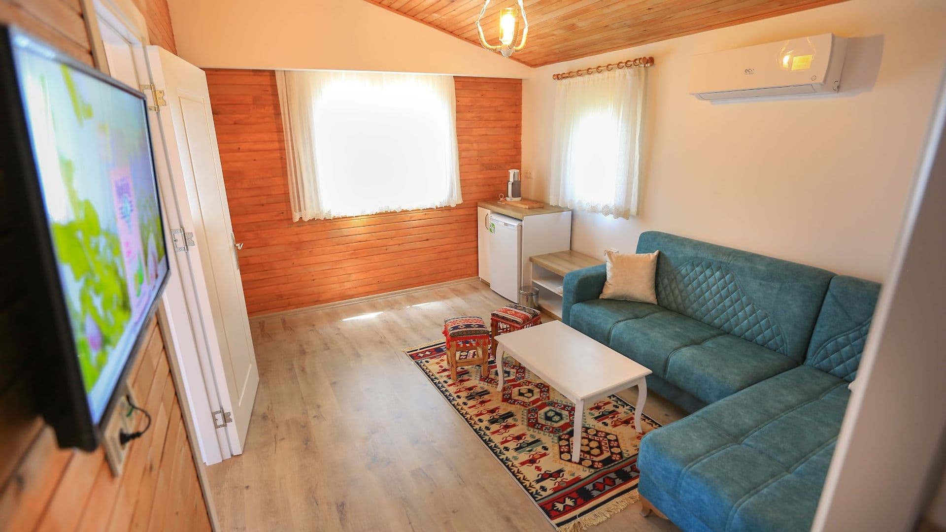 Çıralı Merry Bungalow Hotel