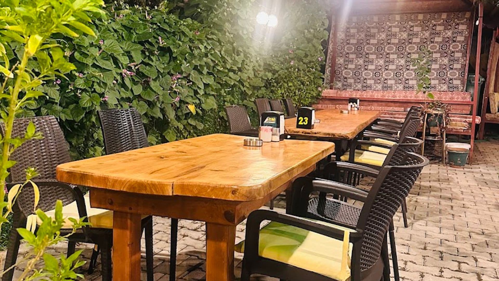 Lemon Cafe Restaurant