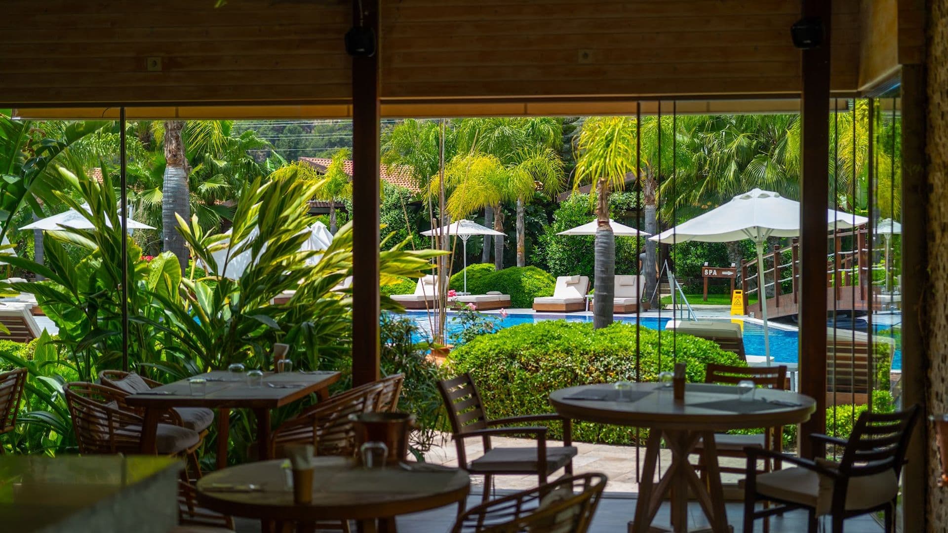 Mr. Pepper Restaurant & Bar