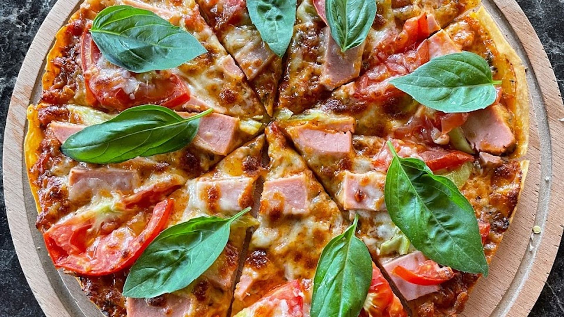 Yakamoz restaurant cafe