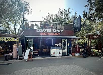 Jhelo Coffee & Waffle House