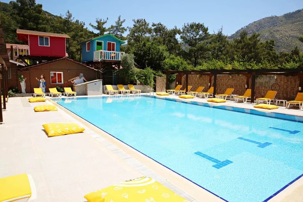 Olimpos Salinas Wooden Houses