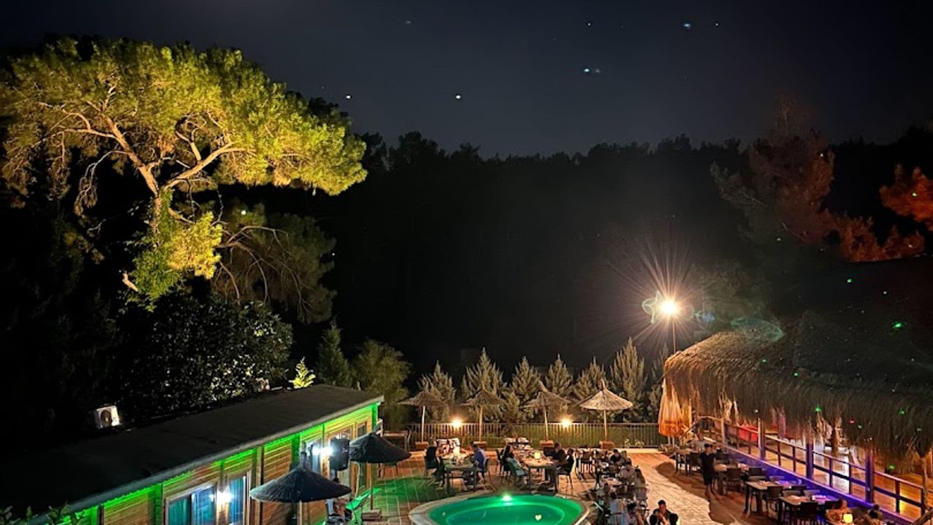 Hobbiton Village - Hobbit köyü