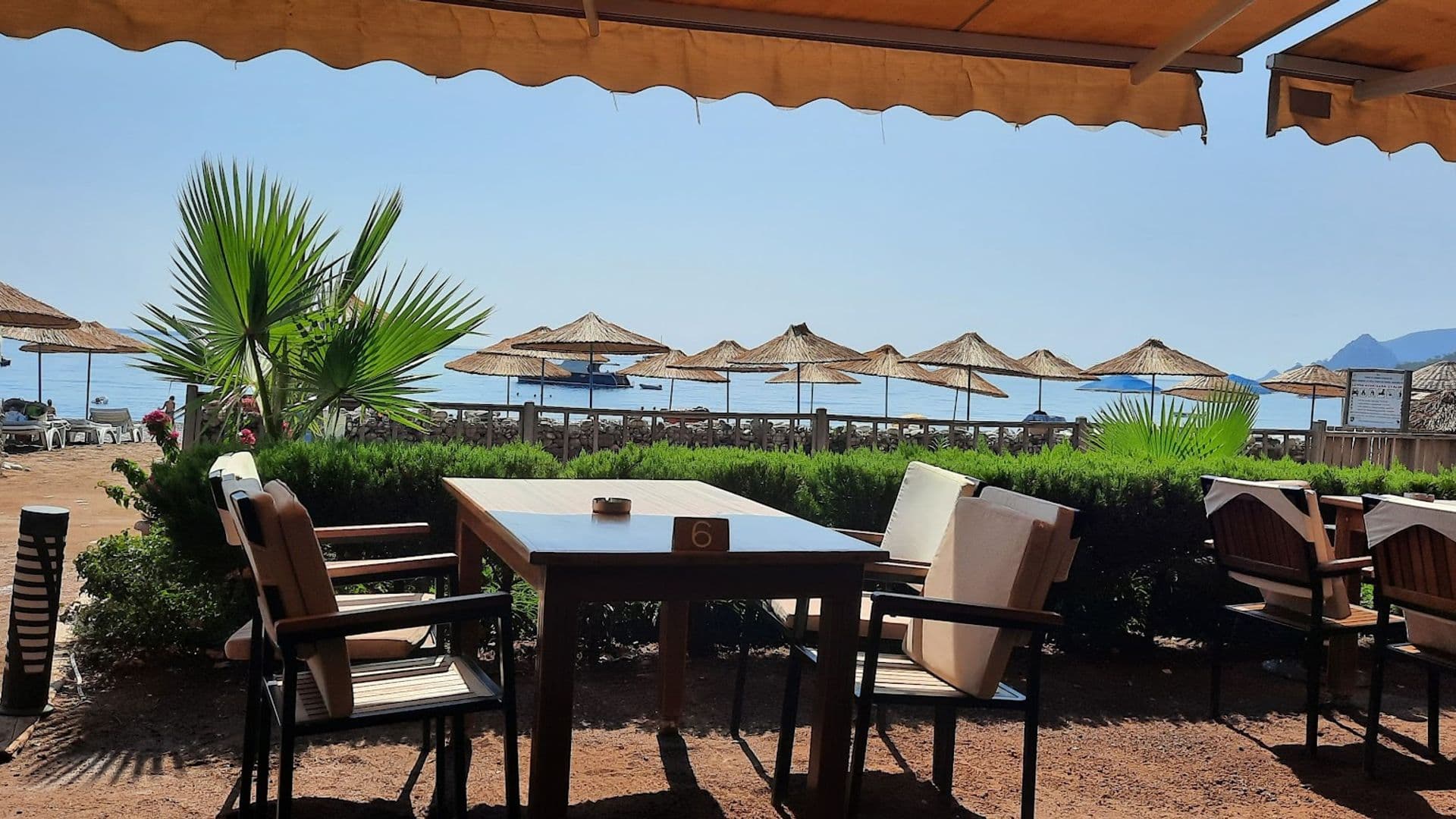 Azur Aida Restaurant